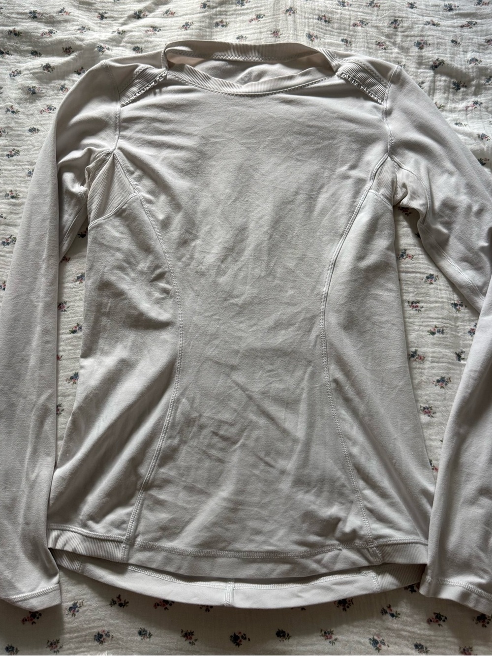 Lululemon athletica long sleeve tee